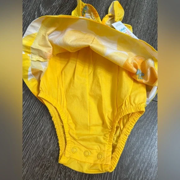 Carters, New Born, Onesie, Yellow, Floral, Summer Dress. - Picture 4 of 4